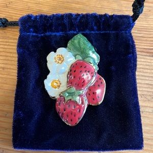 Strawberry blossom pin